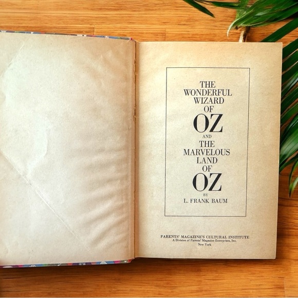 Vintage “Classics to Grow On” 4-Book Set | Wizard of Oz, Sherlock Holmes & more - Picture 12 of 13